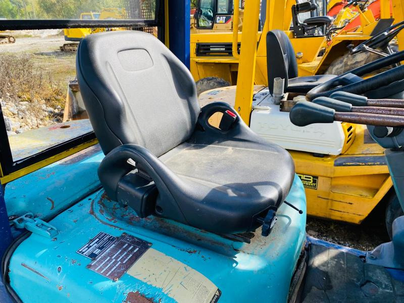 Leasing de KOMATSU Chariot élévateur diesel FD30T14 KOMATSU Chariot élévateur diesel FD30T14: foto 7