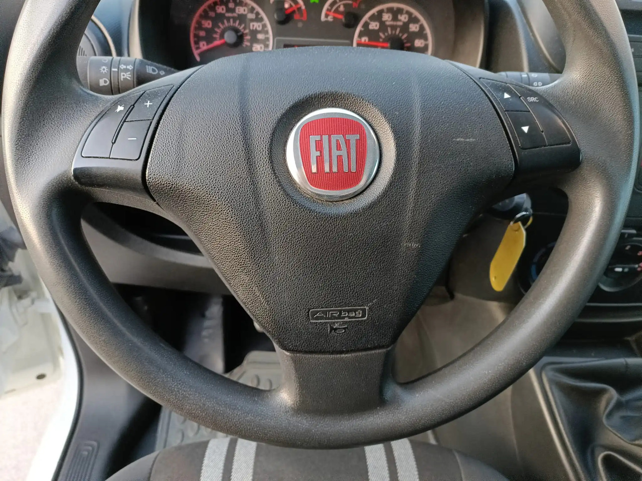 Furgão FIAT FIORINO: foto 14