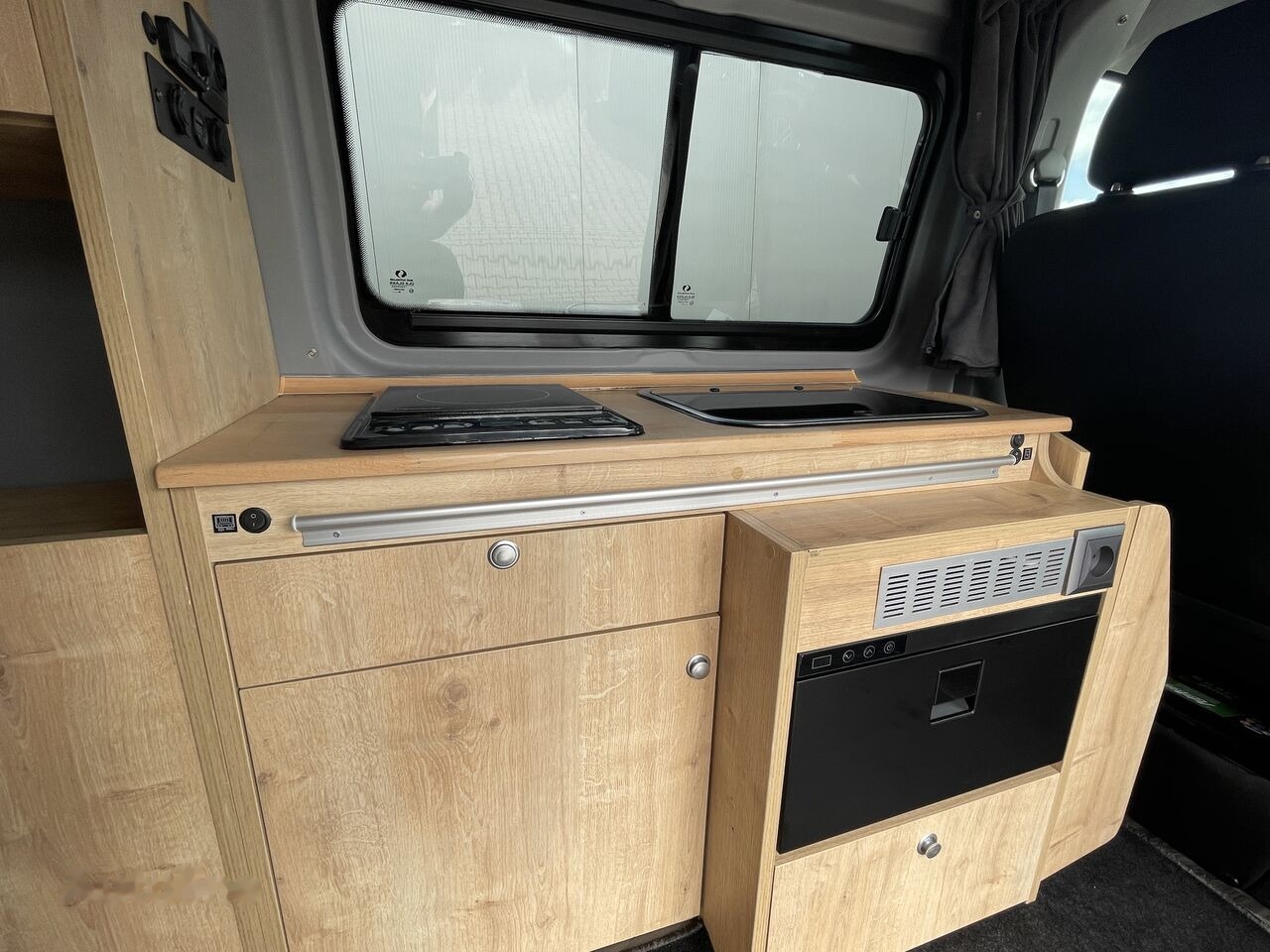 Campervan Volkswagen T6 MERCUS CAMPER CALIFORNIA: foto 18