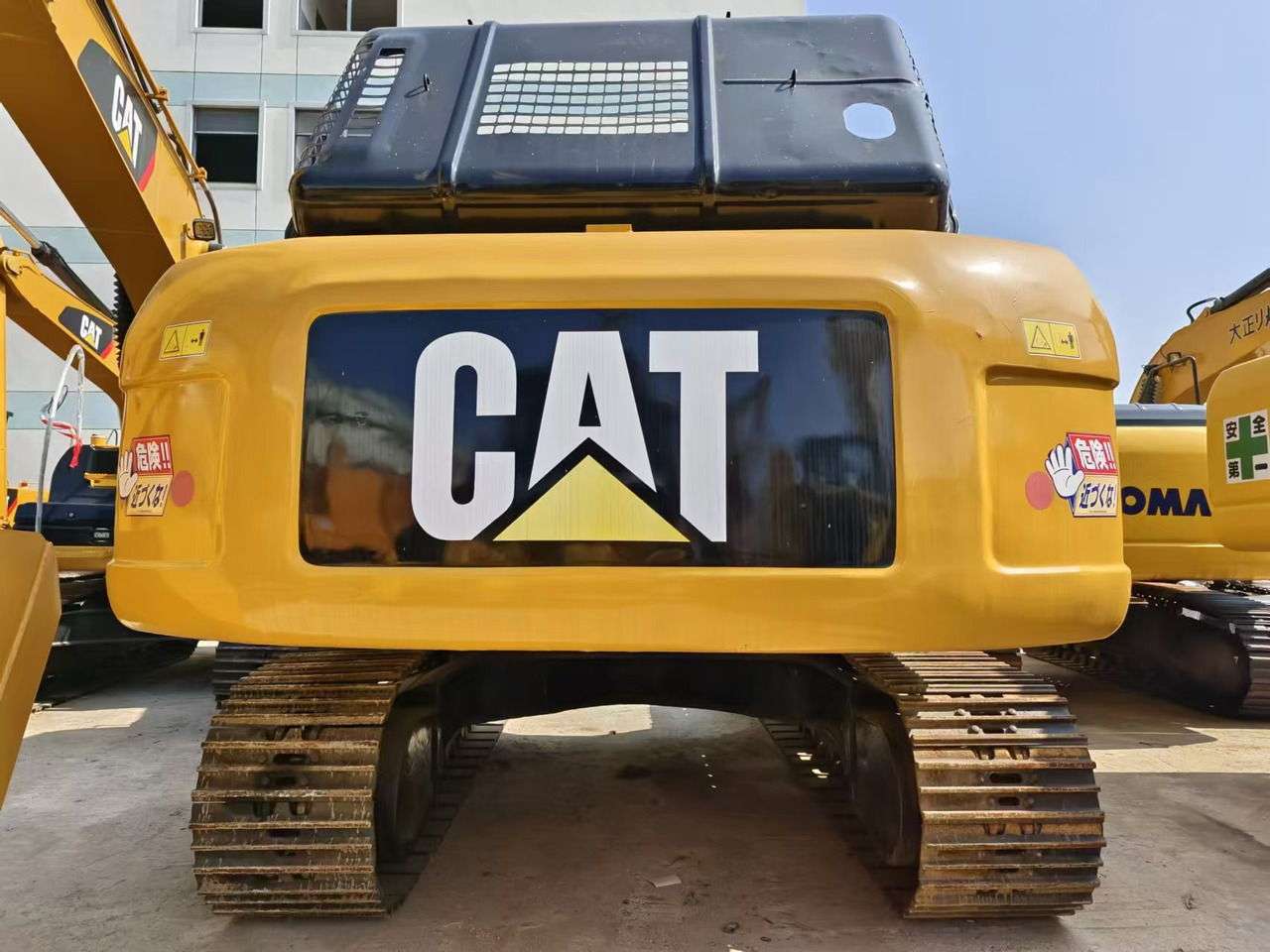 Escavadora de rastos CAT 330D2: foto 8