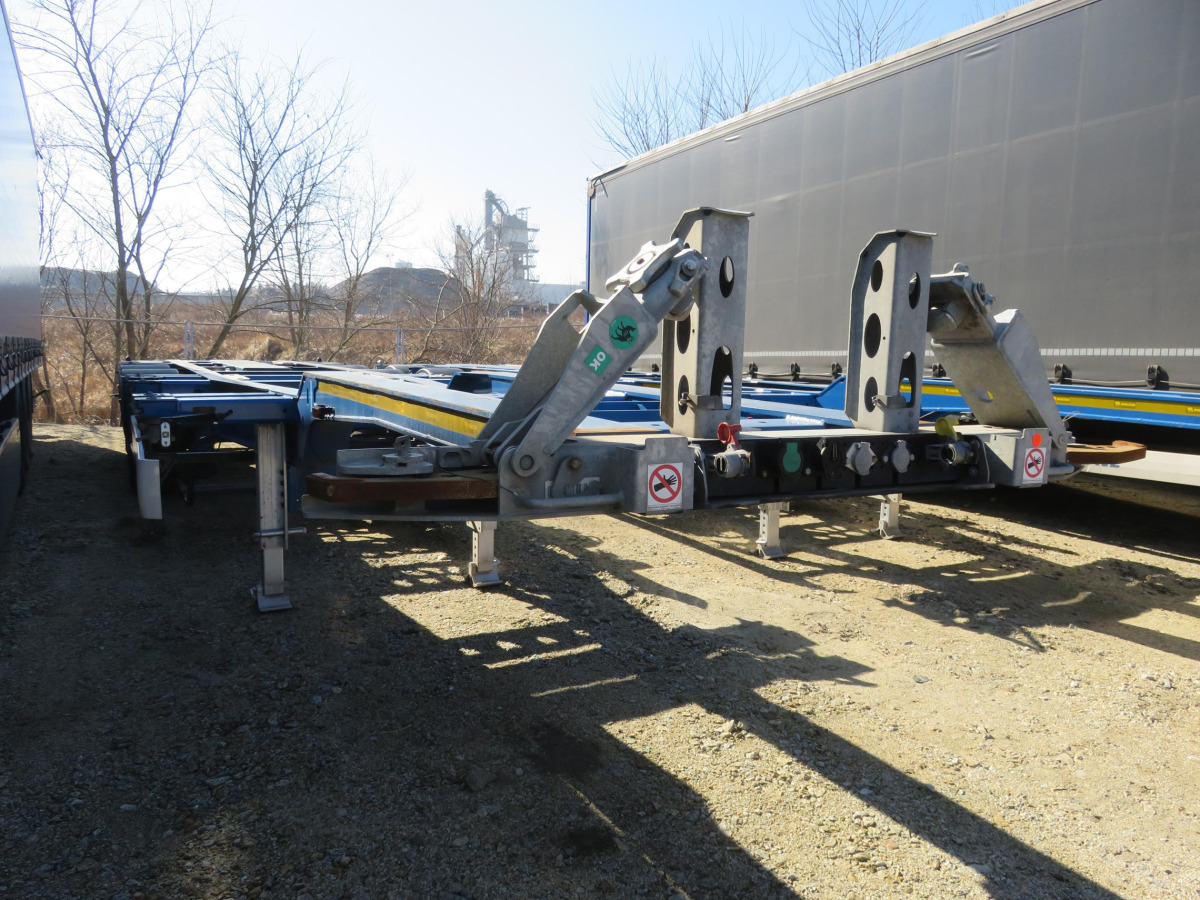 Semi-reboque transportador de contêineres/ Caixa móvel WIELTON NS3P KONTENEROWA: foto 1