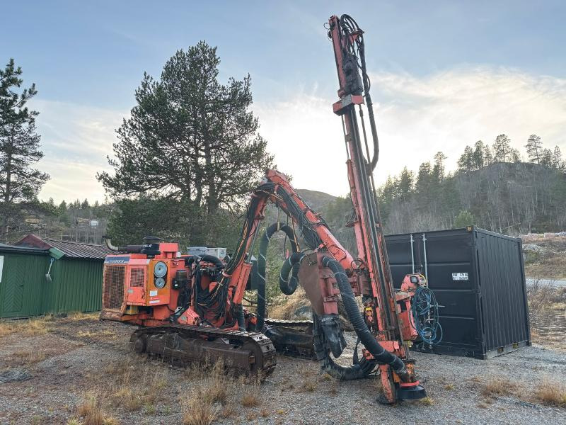 Máquina de perfuração 1997 Tamrock Dino 500 Borerigg: foto 1