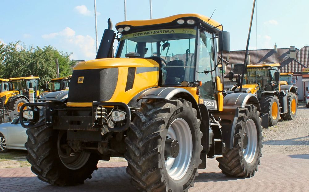 Trator JCB Fastrac 3230 Manual: foto 1