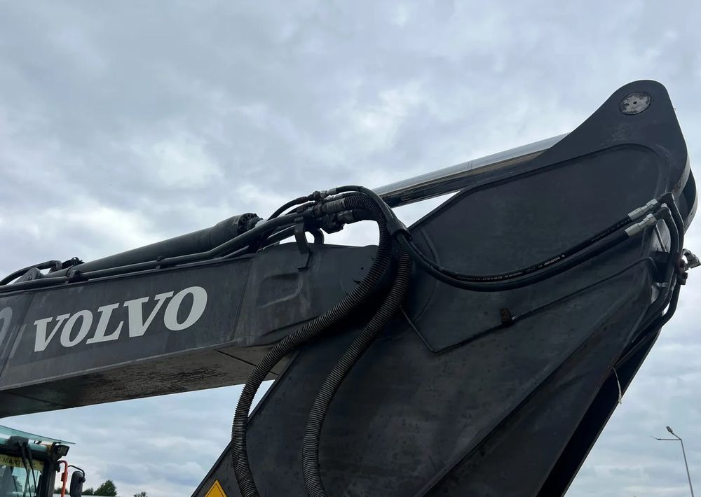 Escavadora de rastos Volvo EC 220 EL: foto 10