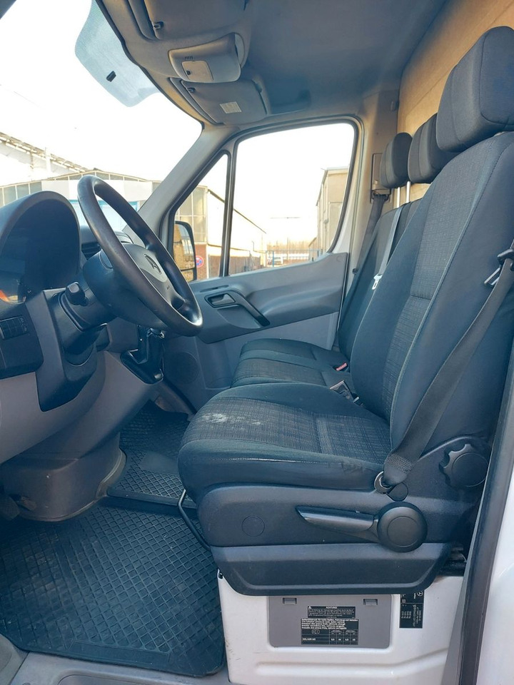 Leasing de Mercedes-Benz Sprinter II Kasten 313CDI MITTEL H2 L3 KLIMA. Mercedes-Benz Sprinter II Kasten 313 MITTEL lang H2 L3 KLIMA Mercedes-Benz Sprinter II Kasten 313CDI MITTEL H2 L3 KLIMA. Mercedes-Benz Sprinter II Kasten 313 MITTEL lang H2 L3 KLIMA: foto 11