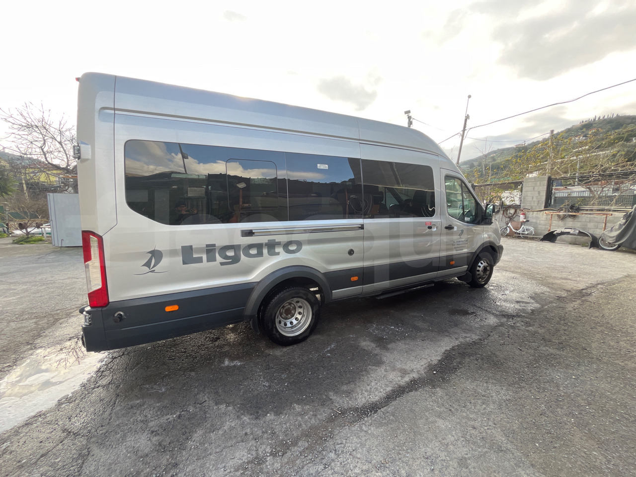 Minibus, Furgão de passageiros Ford Transit: foto 12