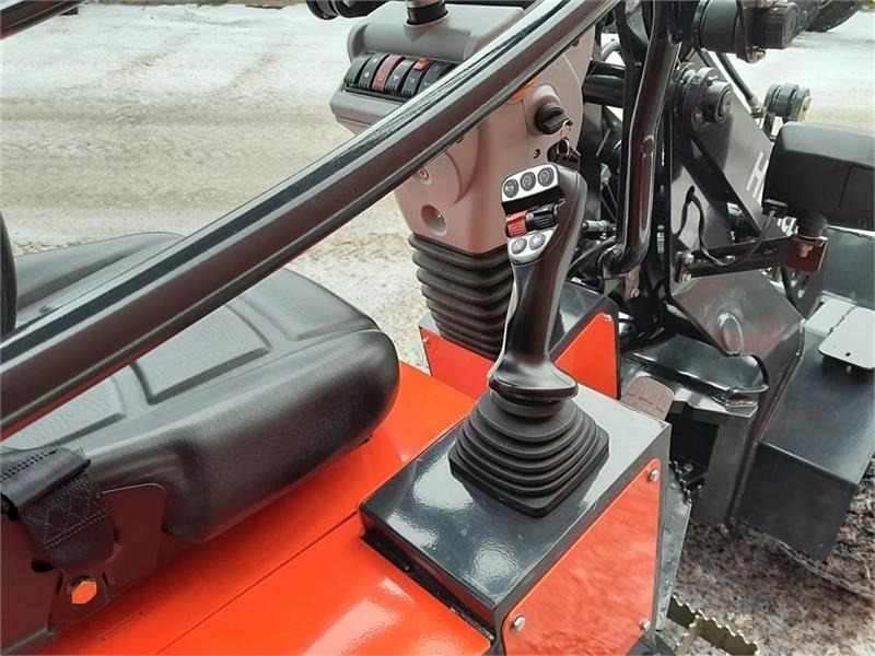 Carregadora articulada Heracles H 160: foto 8 Carregadora articulada Heracles H 160: foto 8