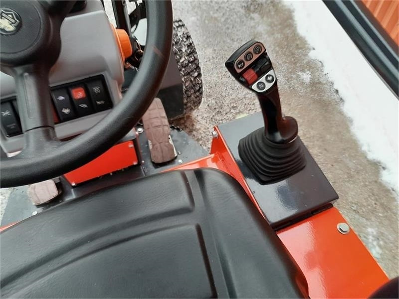 Carregadora articulada Heracles H 160: foto 14 Carregadora articulada Heracles H 160: foto 14