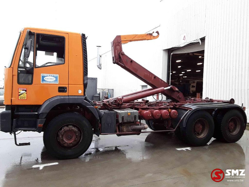 Camião transportador de contêineres/ Caixa móvel Iveco Trakker 260 E 34 6x4 francais: foto 6