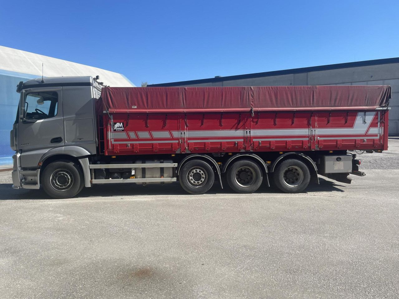 Leasing de MERCEDES-BENZ Actros 3563 8x4 / Tipper for grain 20 t load capacity MERCEDES-BENZ Actros 3563 8x4 / Tipper for grain 20 t load capacity: foto 8