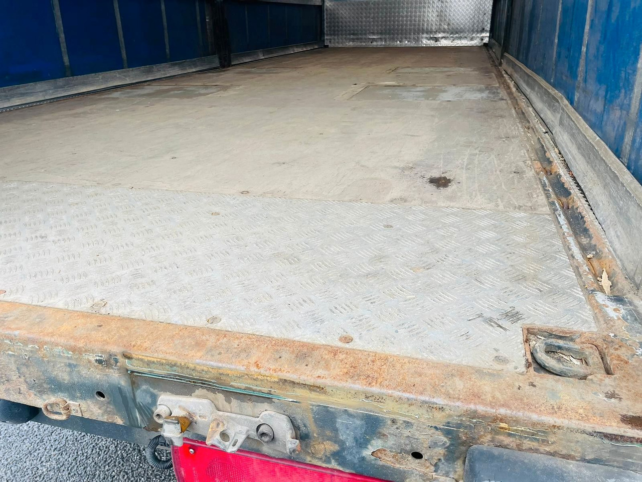 Camião de lona Renault Premium 460 P6X2 EEV: foto 12 Camião de lona Renault Premium 460 P6X2 EEV: foto 12