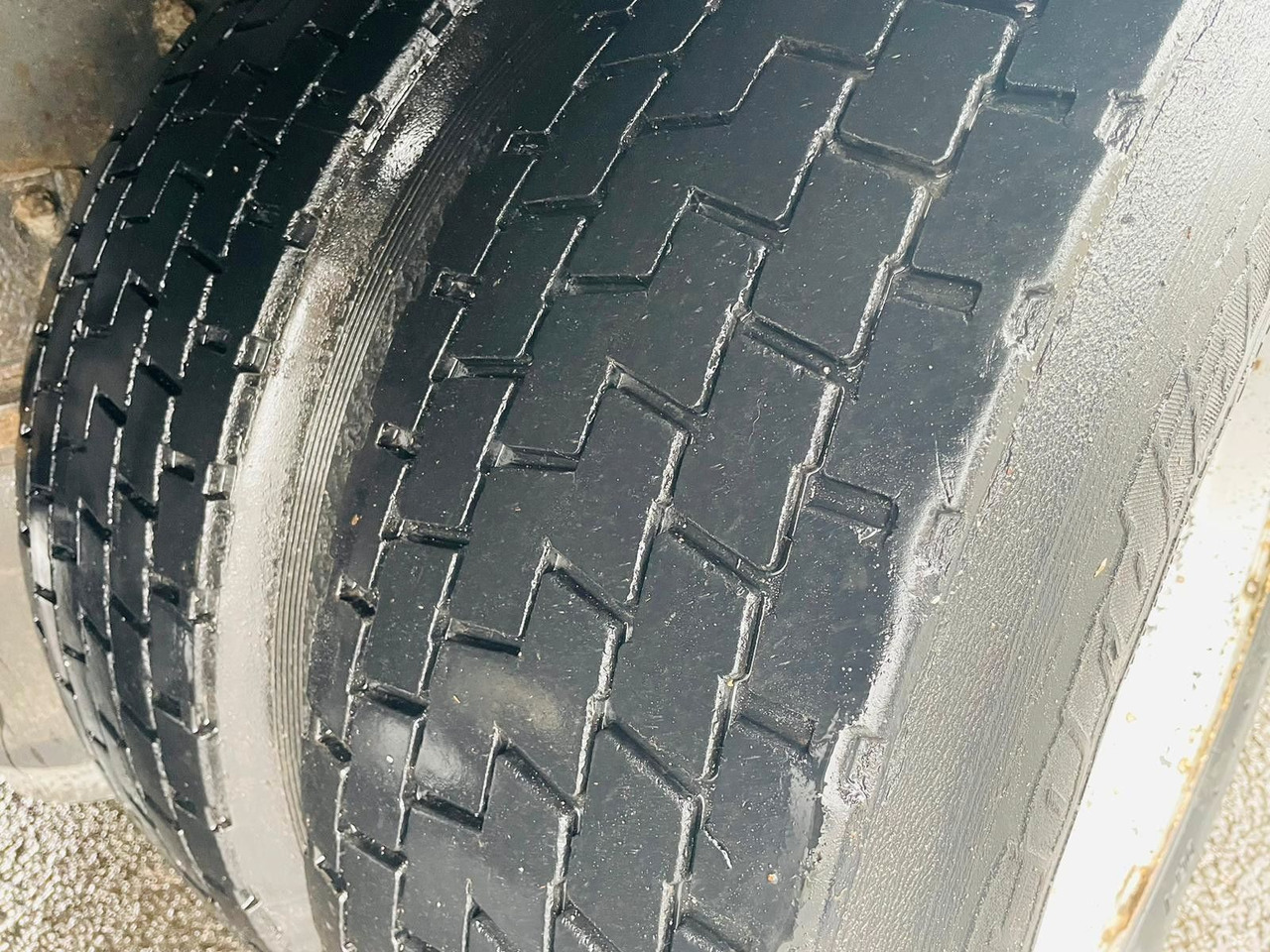 Camião de lona Renault Premium 460 P6X2 EEV: foto 9 Camião de lona Renault Premium 460 P6X2 EEV: foto 9