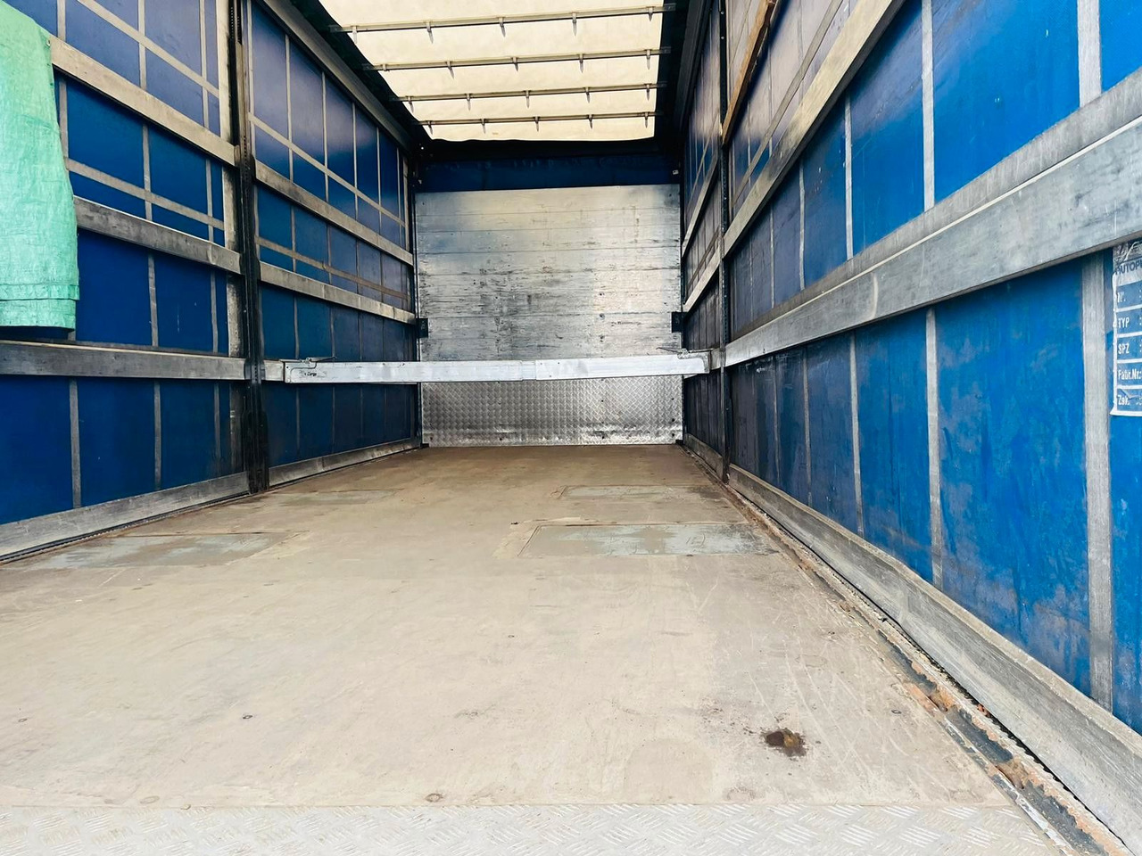 Camião de lona Renault Premium 460 P6X2 EEV: foto 11 Camião de lona Renault Premium 460 P6X2 EEV: foto 11