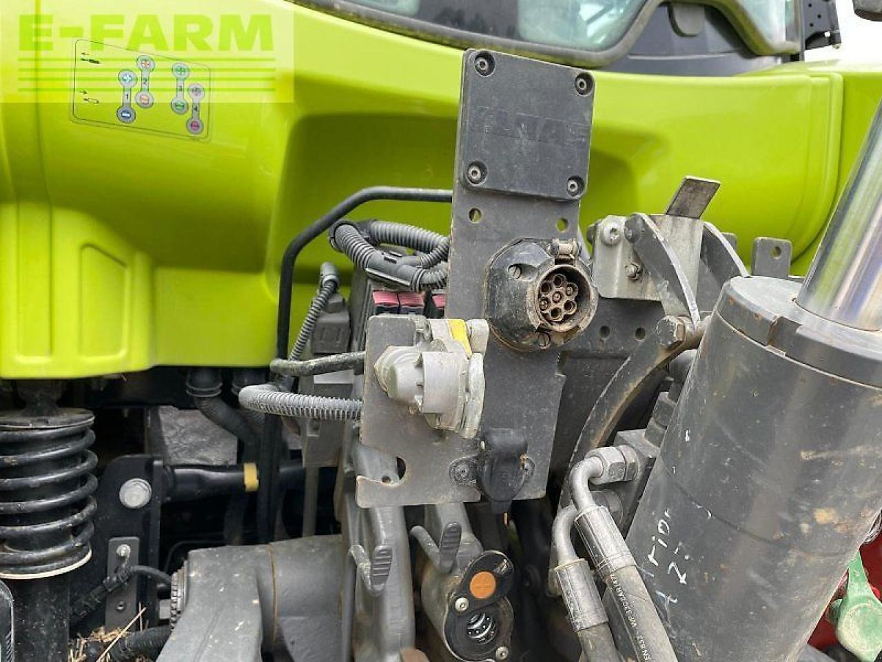 Trator CLAAS arion 660 cmatic cebis CMATIC CEBIS: foto 20