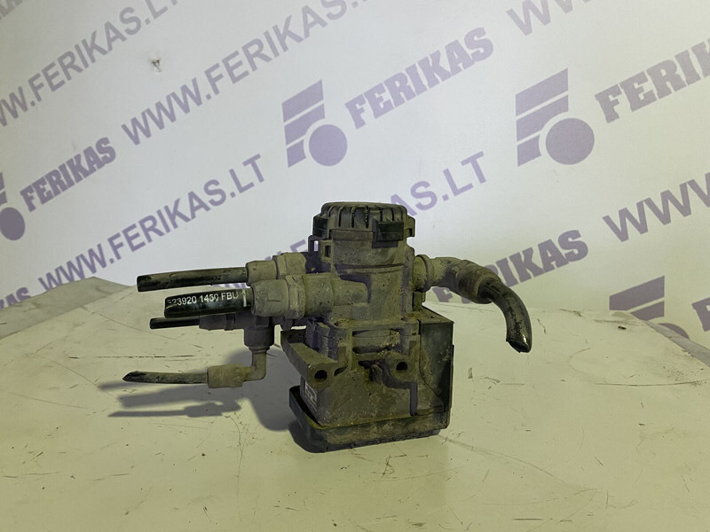 Peças de freio por Camião Scania brake valve 1773676: foto 1