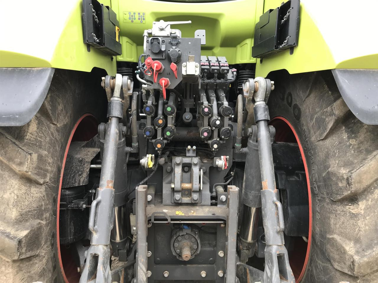 Trator CLAAS Axion 920: foto 6