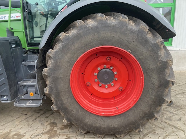 Trator Fendt 724 Vario S4 Profi Plus: foto 8