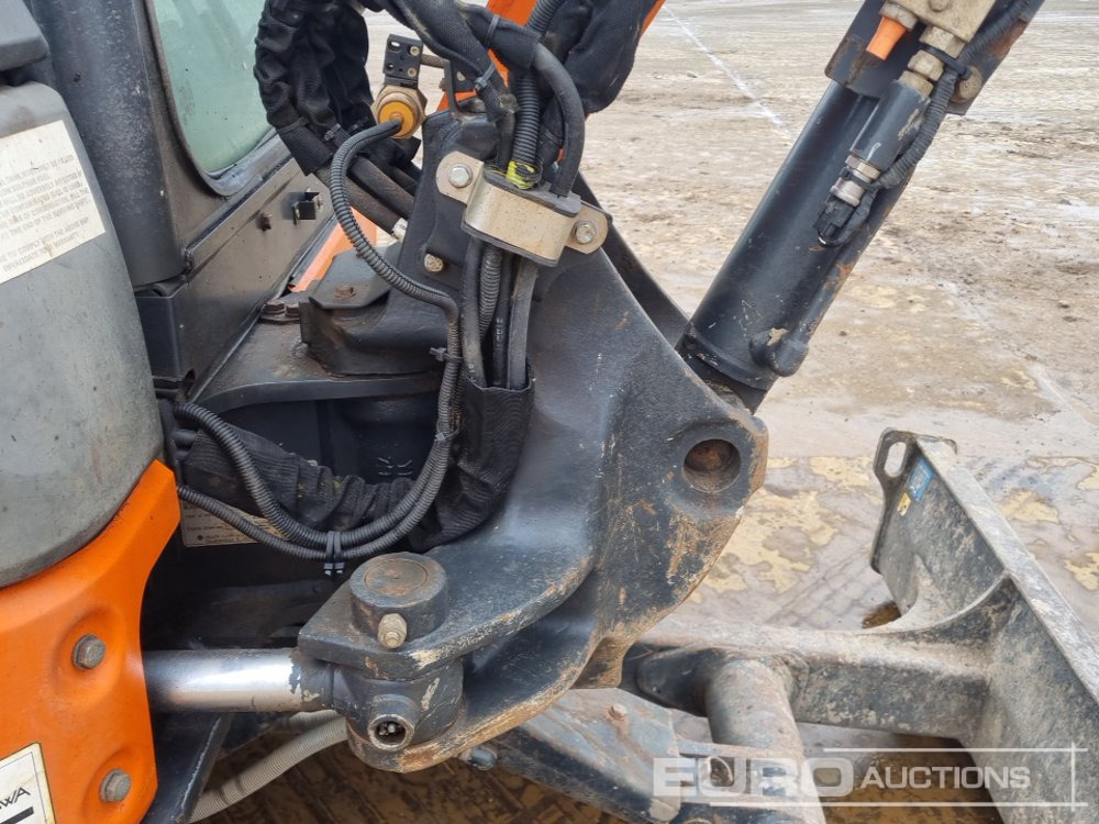 Mini escavadeira 2018 Hitachi ZX33U-5A CLR: foto 23