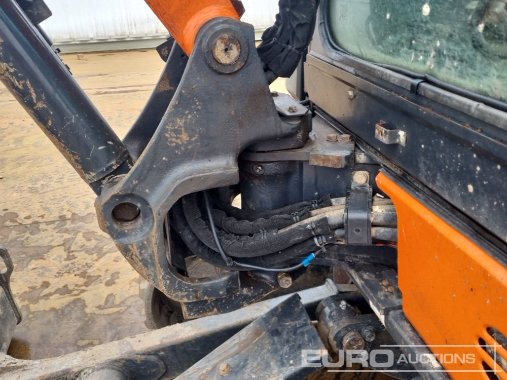 Mini escavadeira 2018 Hitachi ZX33U-5A CLR: foto 17