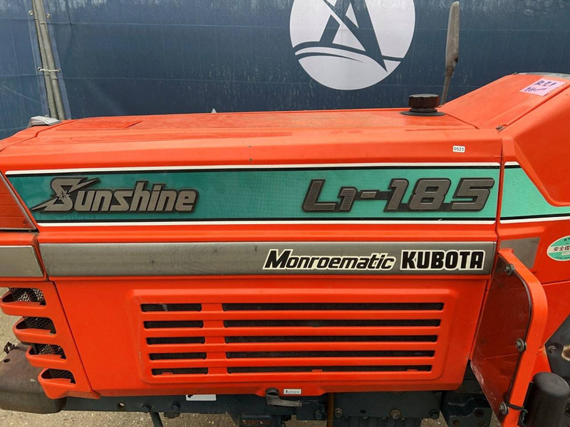 Trator Kubota L1-185: foto 9