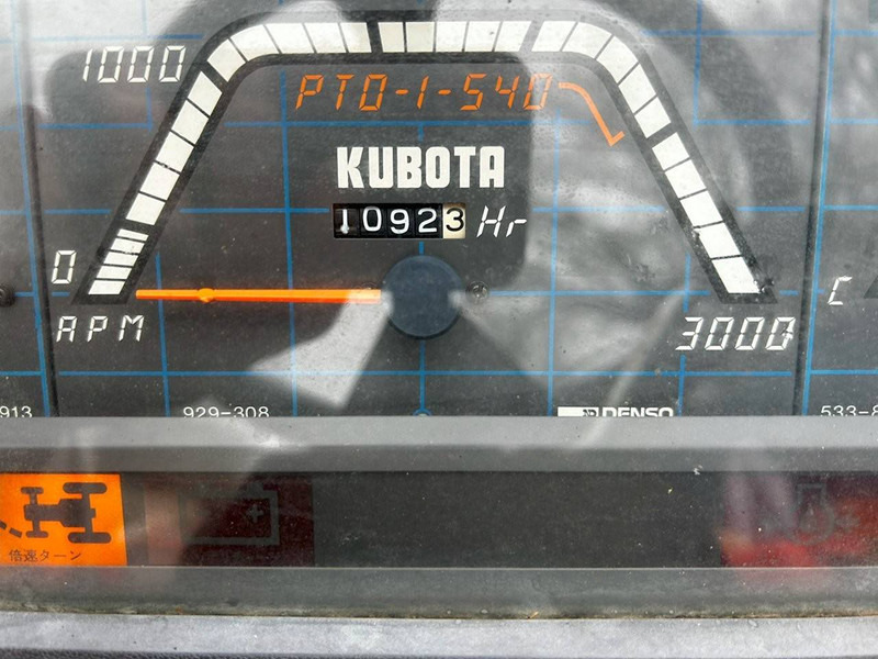 Trator Kubota L1-185: foto 16